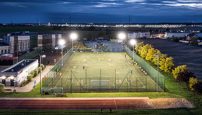 Nous modernisons les complexes sportifs Orlik et autres installations sportives dans toute la Pologne