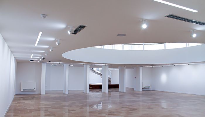 Nouvelle version du monastère Rama-Šćit en Bosnie-Herzégovine – notre éclairage dans une galerie d'art unique